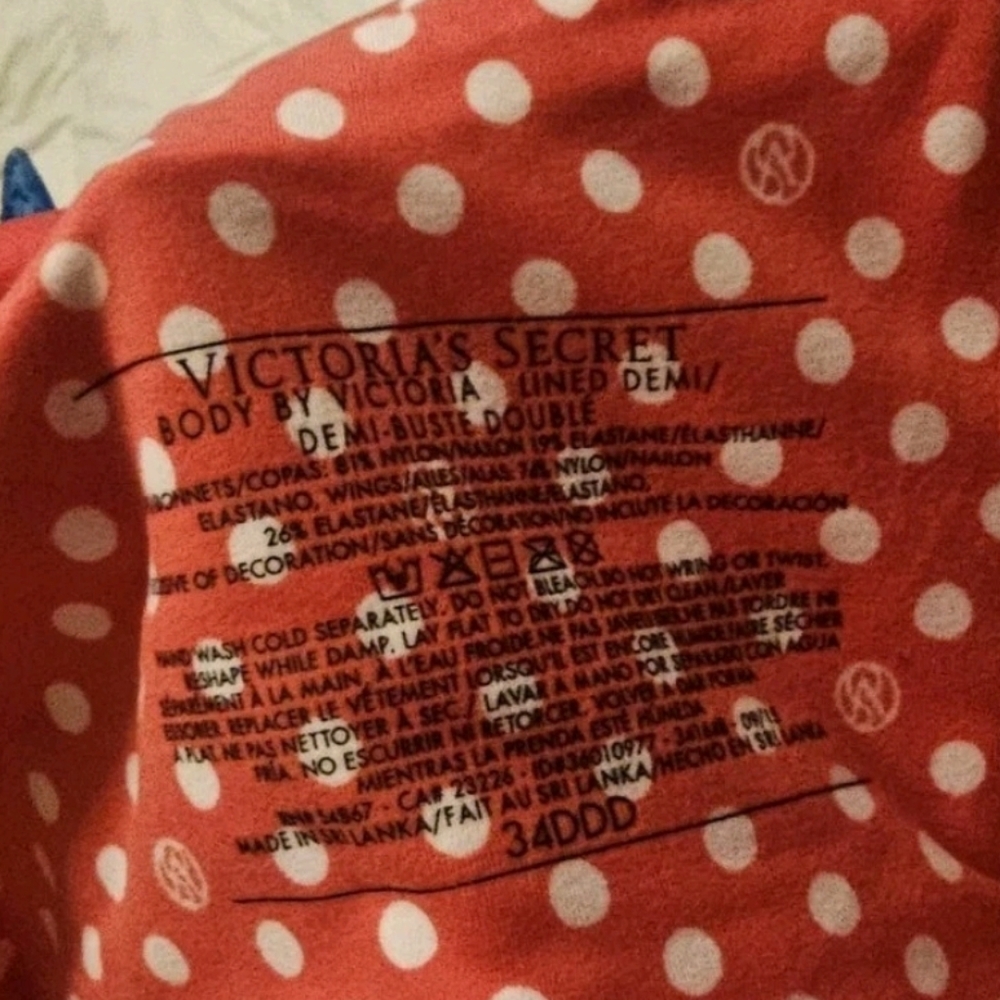 Victoria's Secret Bra New With Tags Body by Victoria lined demi 34DDD Polkadot - Picture 5 of 5